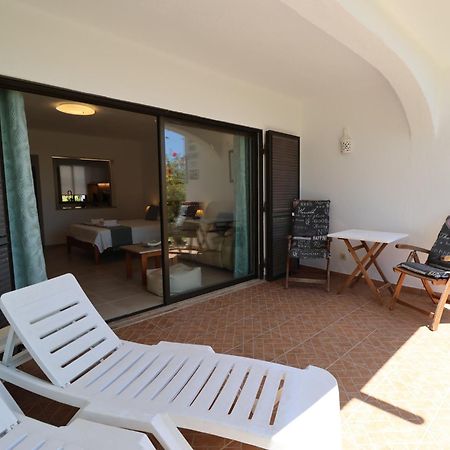 Camelia 52 Beach Studio Apartment - Sao Rafael, البوفيرا المظهر الخارجي الصورة
