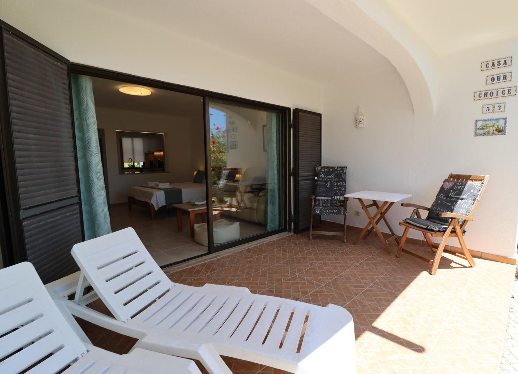 Camelia 52 Beach Studio Apartment - Sao Rafael, البوفيرا المظهر الخارجي الصورة